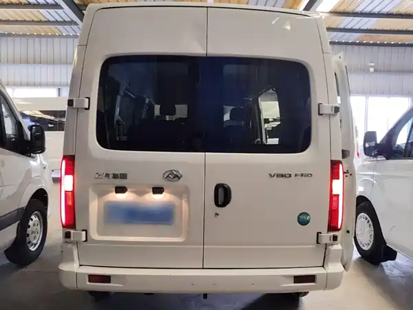 Maxus V80 2023