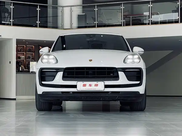 Porsche Macan 2023