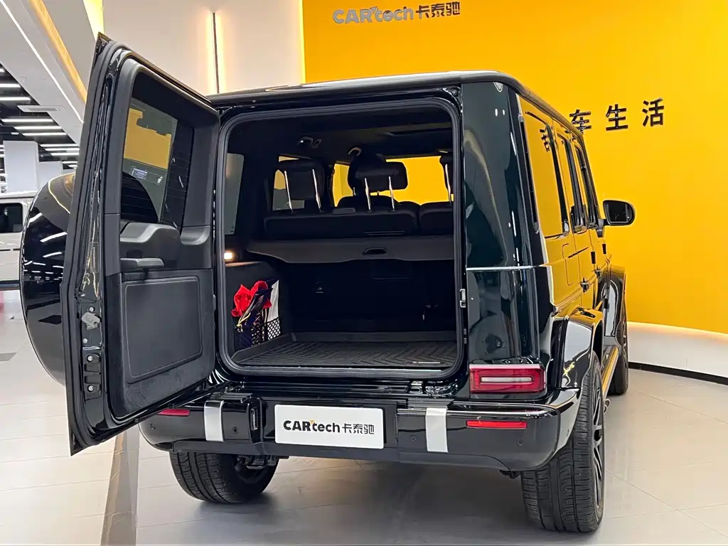 Mercedes-Benz G-Class 2023 — фото 6