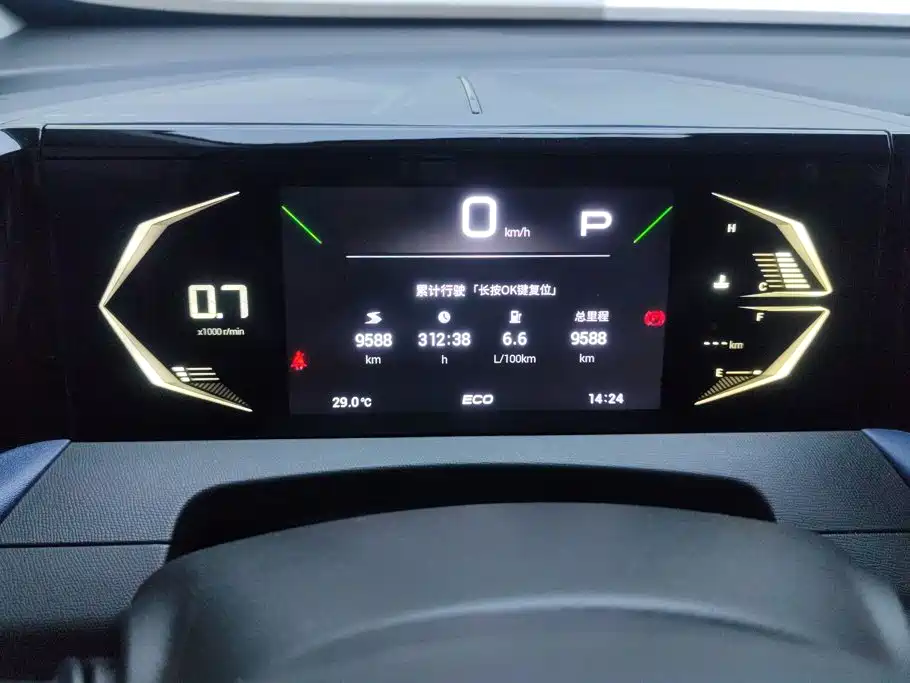 GAC Trumpchi GS3 2025 — фото 14