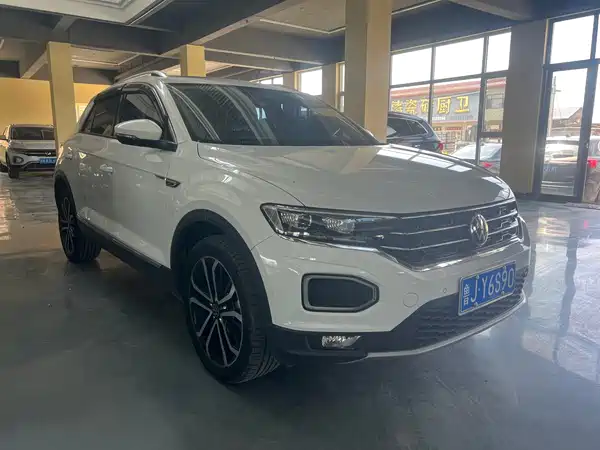 Volkswagen T-Roc 2023