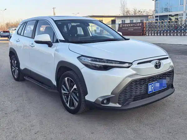 Toyota Frontlander 2022