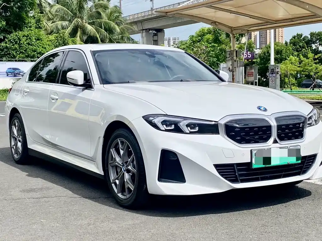 BMW i3 2023