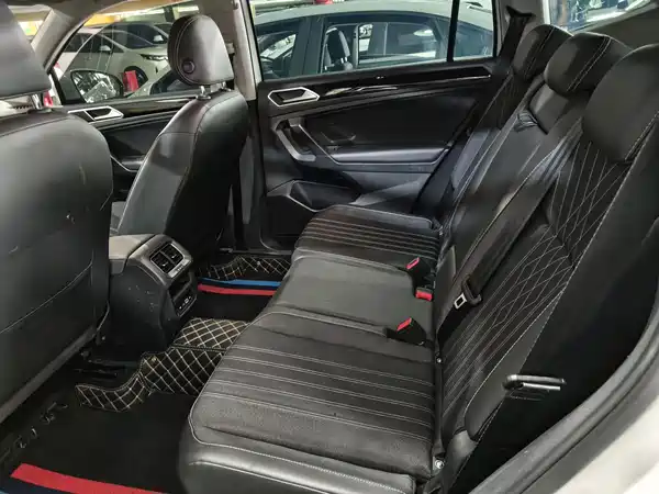 Volkswagen Tiguan L 2022