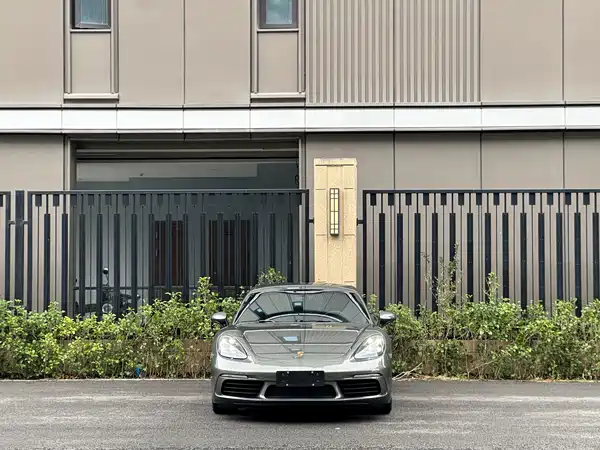 Porsche 718 2022