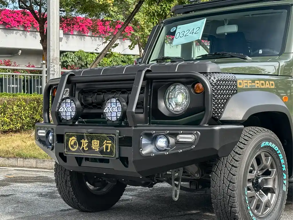 Suzuki Jimny — фото 6