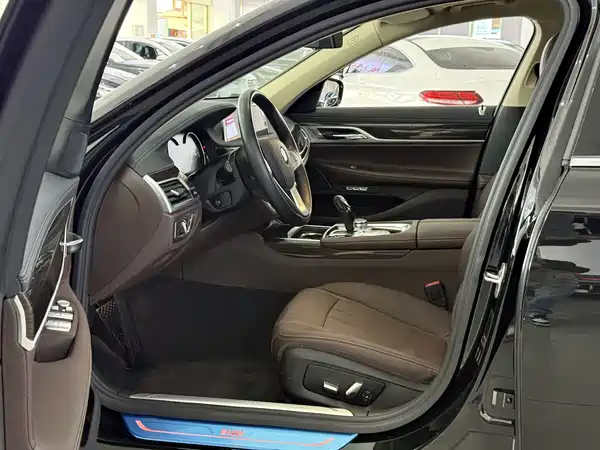 BMW 7 Series 2017