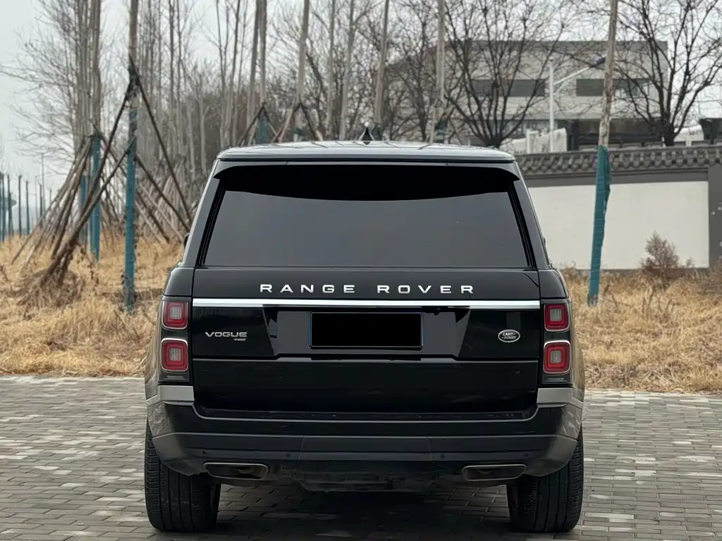 Land Rover Range Rover 2021 — фото 16