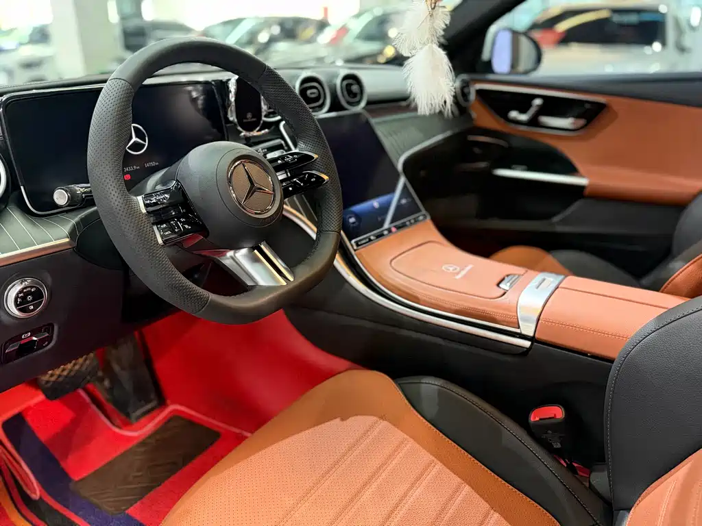 Mercedes-Benz C-Class 2024