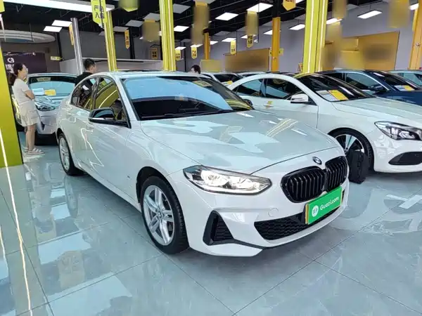 BMW 1 Series 2022