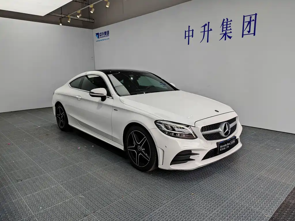 Mercedes-Benz C-Class 2019