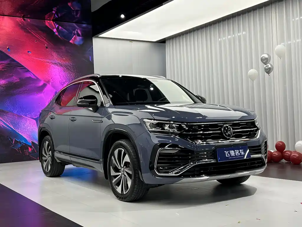 Volkswagen X 2020