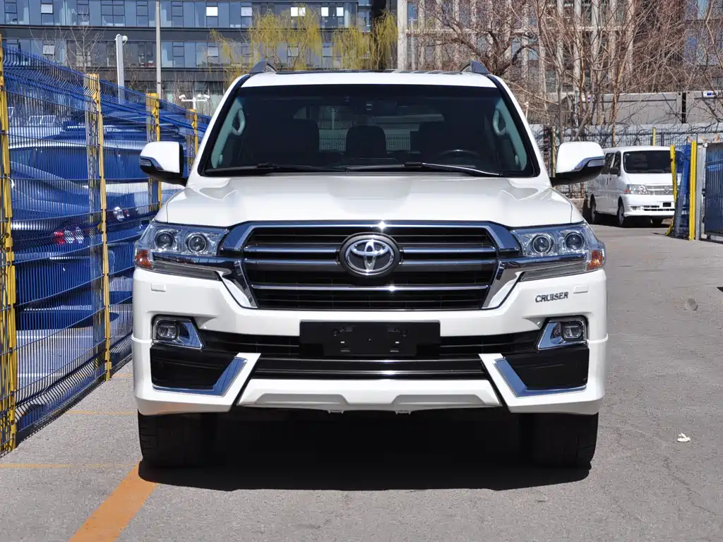 Toyota Land Cruiser 2019 — фото 2
