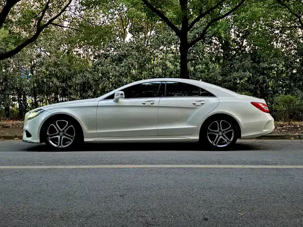 Mercedes-Benz CLS 2015