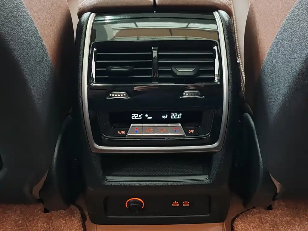 BMW X7 2023 — фото 15