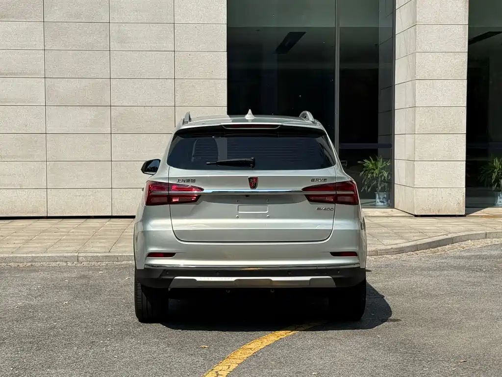 Roewe RX5 New Energy 2020 — фото 17