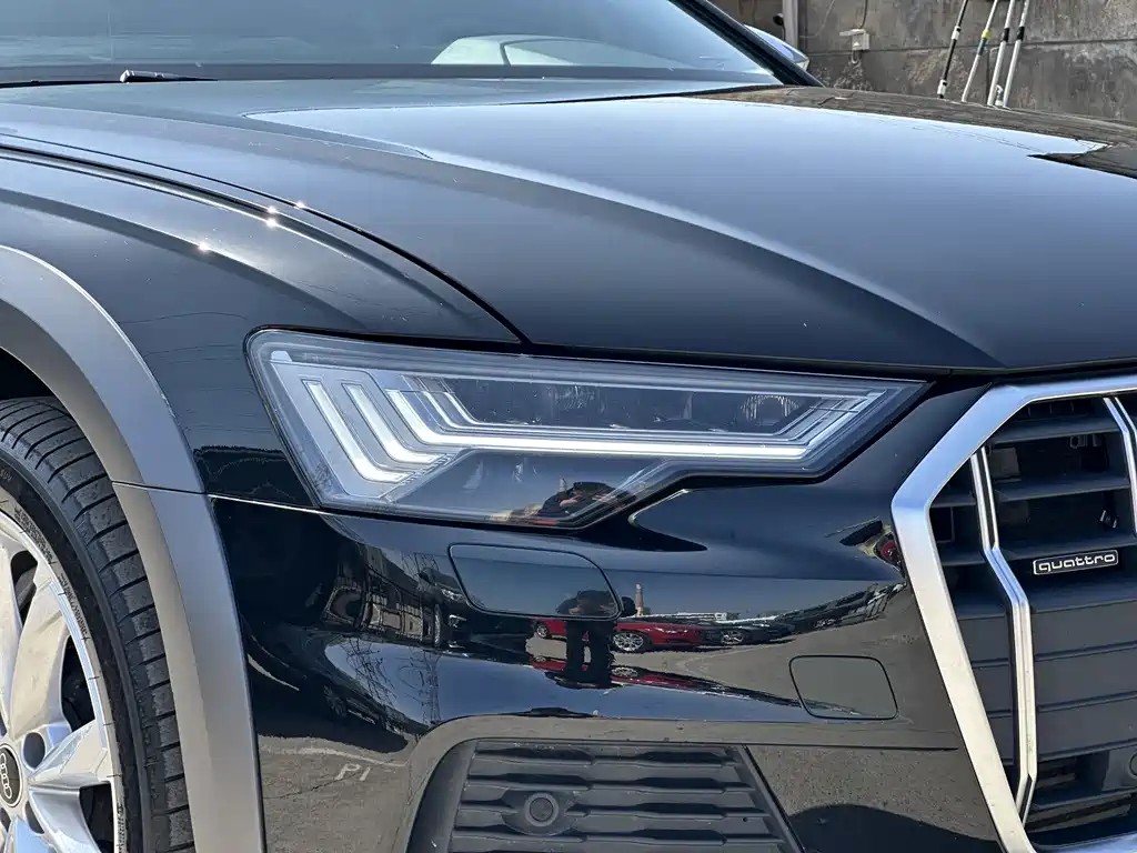 Audi A6 2023 — фото 31