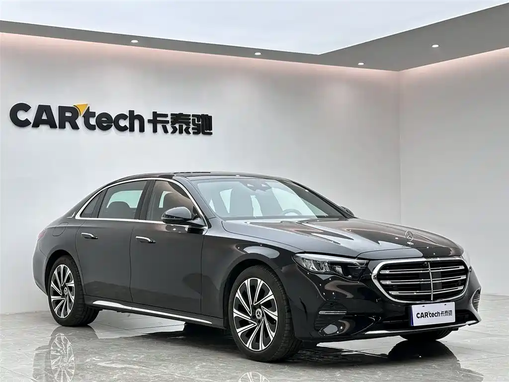 Mercedes-Benz E-Class 2024 — фото 2