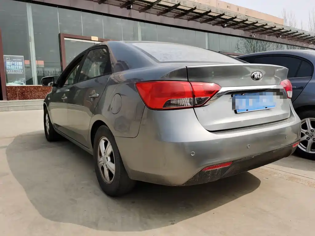 Kia Forte 2014 — фото 3