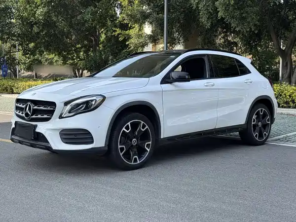 Mercedes-Benz GLA 2019