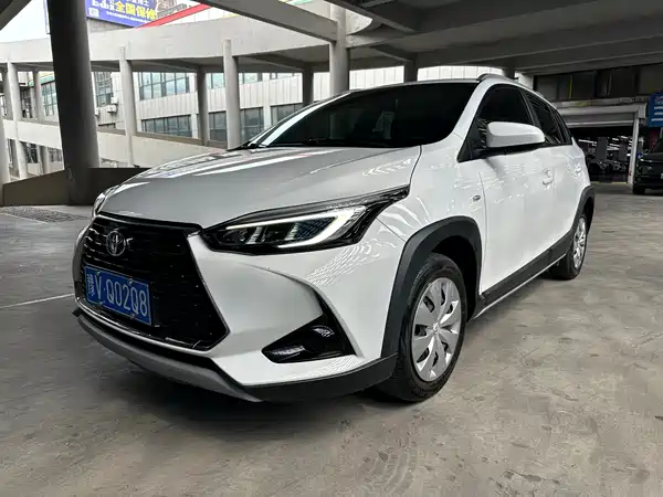 Toyota Yaris L 2022