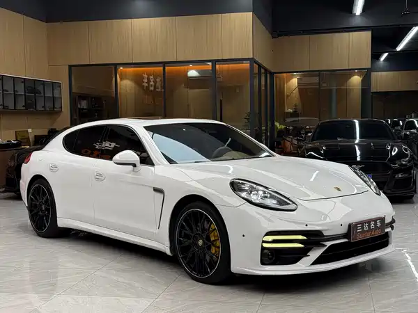 Porsche Panamera 2014