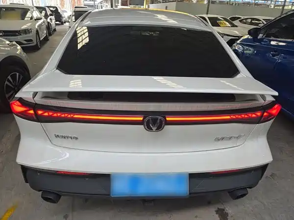 Changan UNI-V 2024