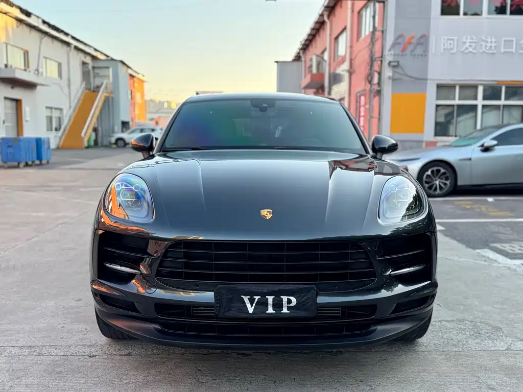 Porsche Macan 2021 — фото 11