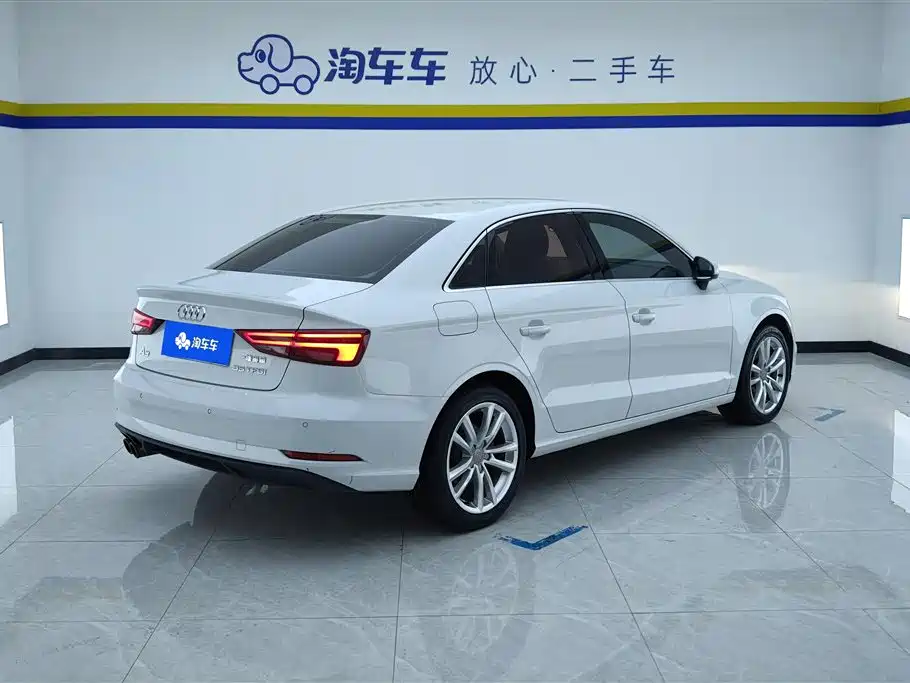 Audi A3 2017 — фото 3