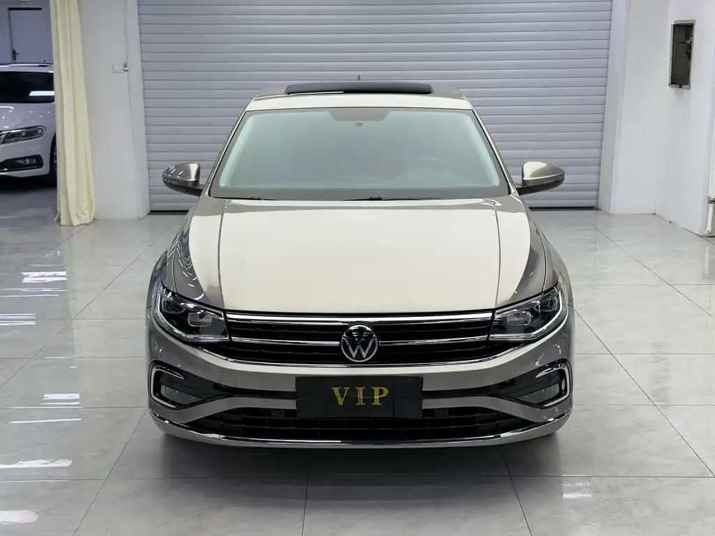Volkswagen Bora 2023