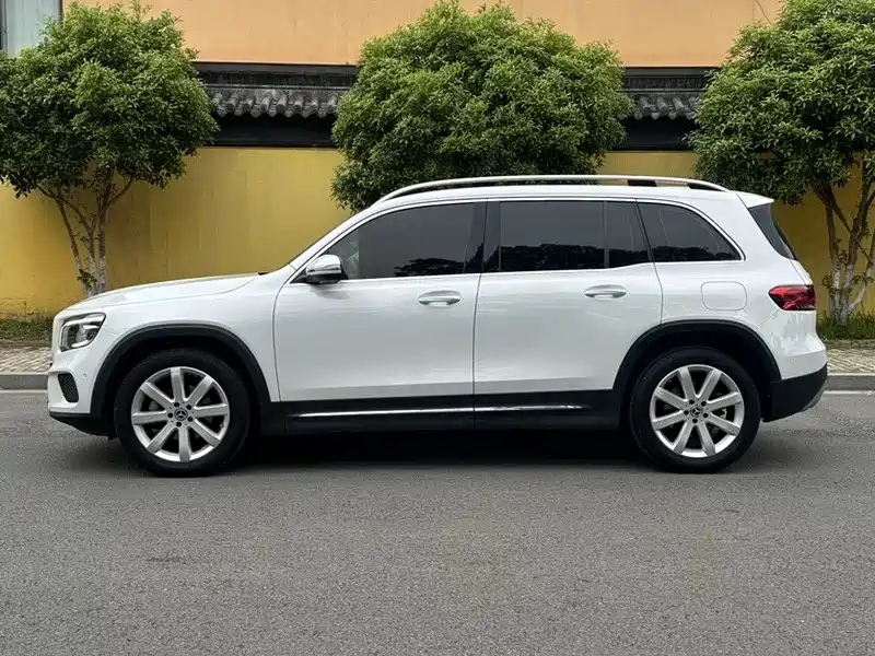 Mercedes-Benz GLB 2022