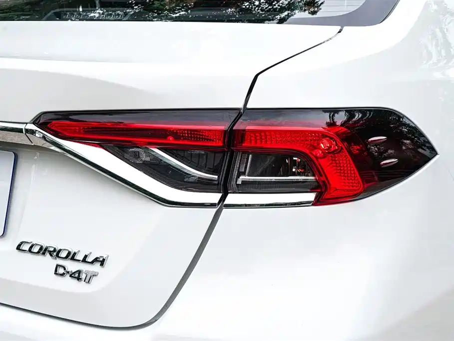Toyota Corolla 2022 — фото 21