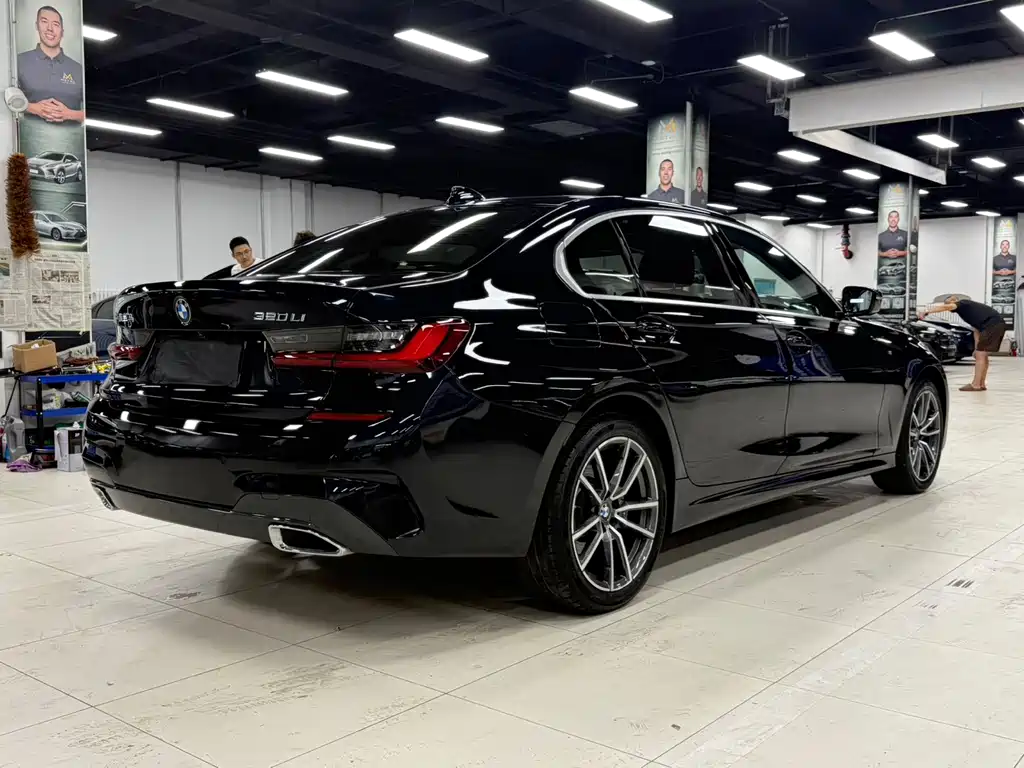 BMW 3 Series 2022
