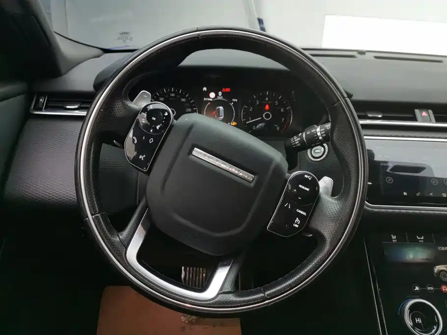 Land Rover Range Rover Velar 2020 — фото 15
