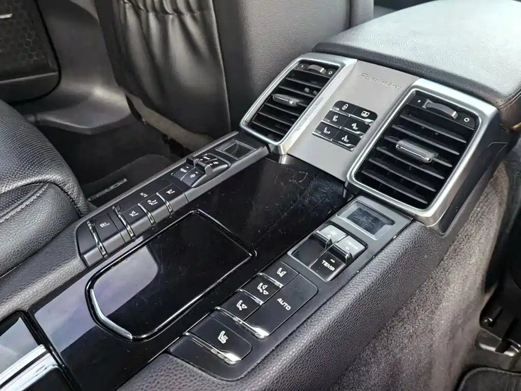 Porsche Panamera 2016 — фото 14