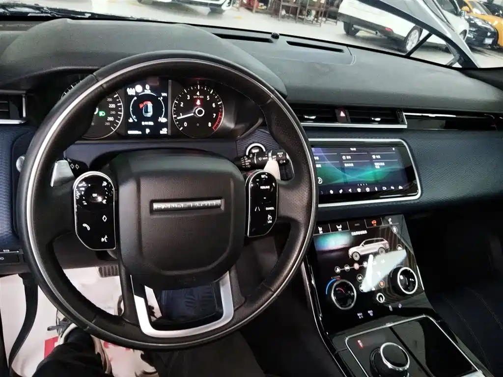 Land Rover Velar 2021 — фото 13