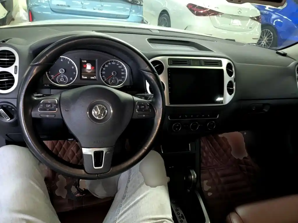 Volkswagen Tiguan 2015 — фото 10
