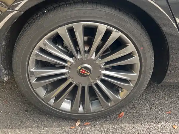 Hongqi H5 2022