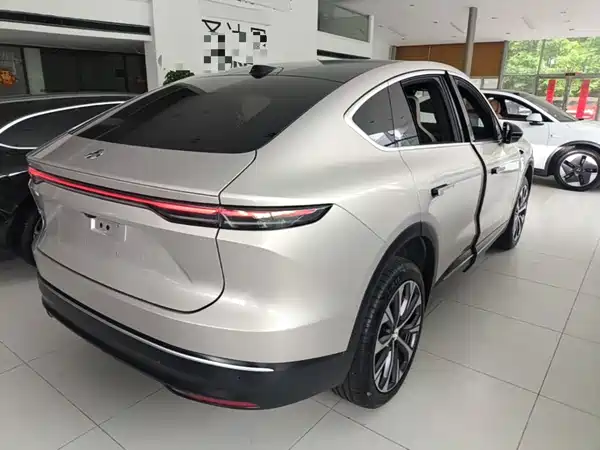 NIO EC7 2024