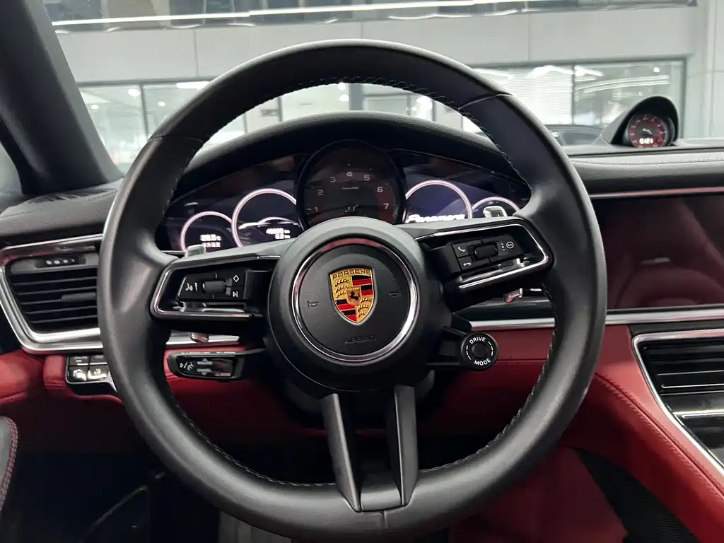 Porsche Panamera 2021 — фото 9