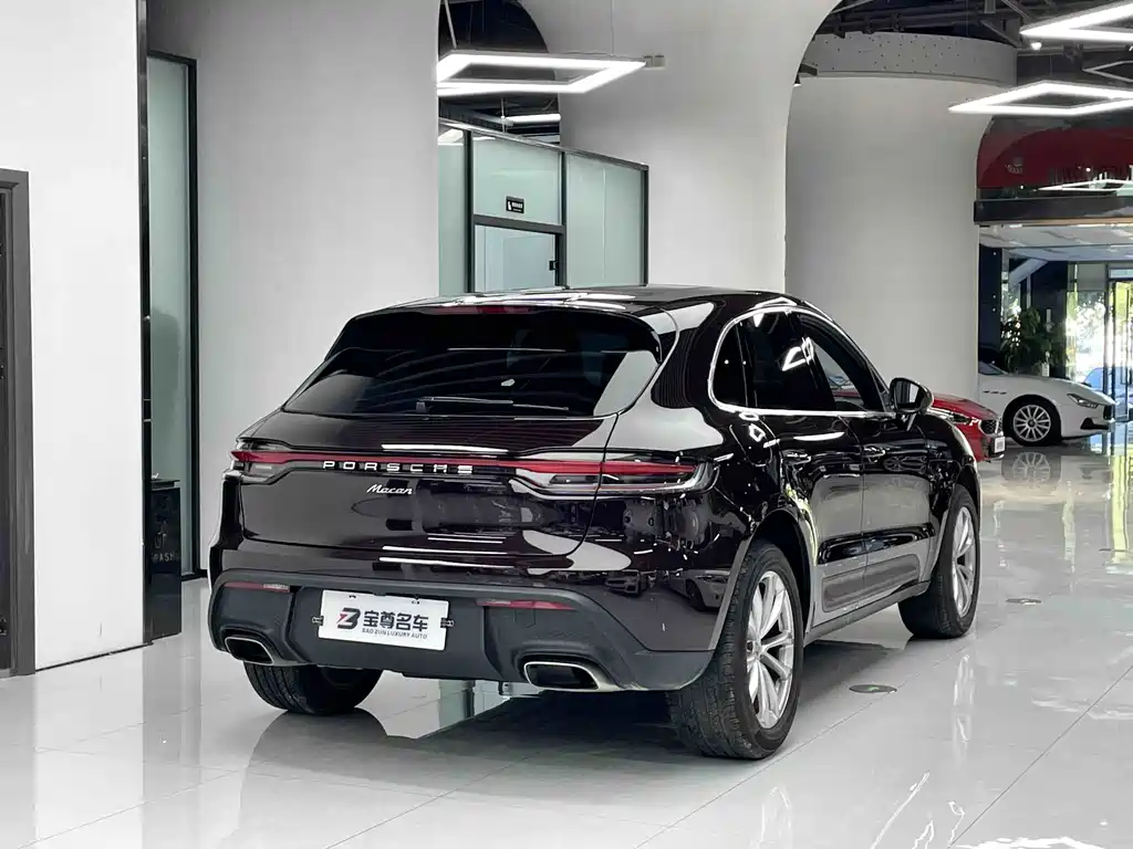 Porsche Macan 2022 — фото 15