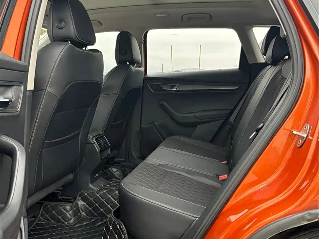 Skoda Karoq 2020 — фото 8