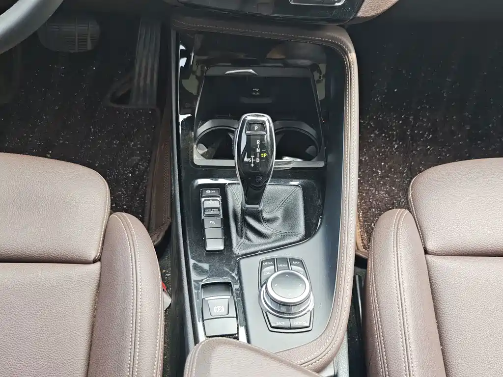 BMW X1 2020 — фото 15