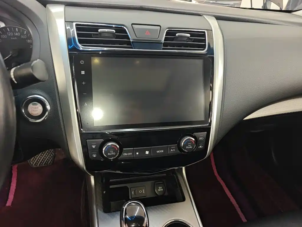 Nissan Teana 2018 — фото 13
