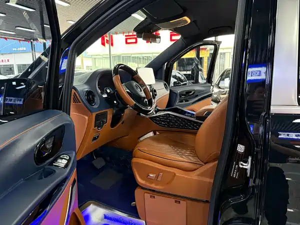 Mercedes-Benz Vito 2023