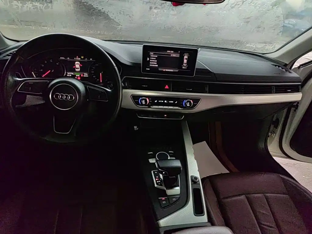 Audi A4L 2017 — фото 10