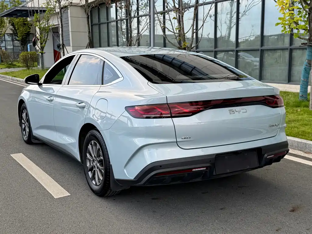 BYD Qin L 2024 — фото 6