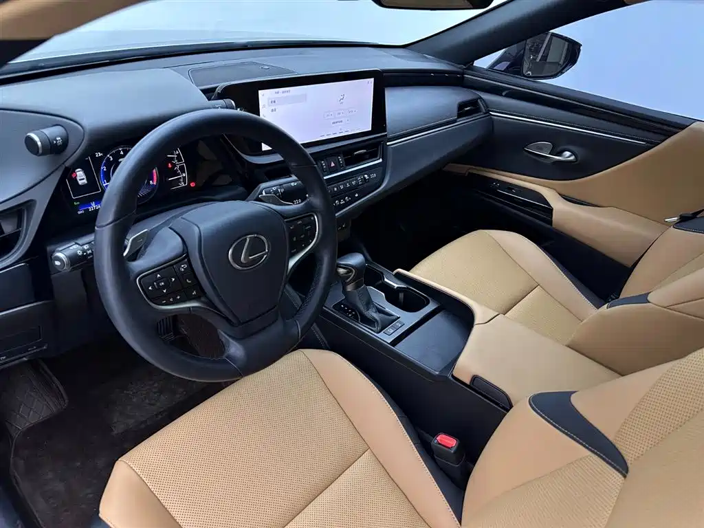 Lexus ES 2023 — фото 15