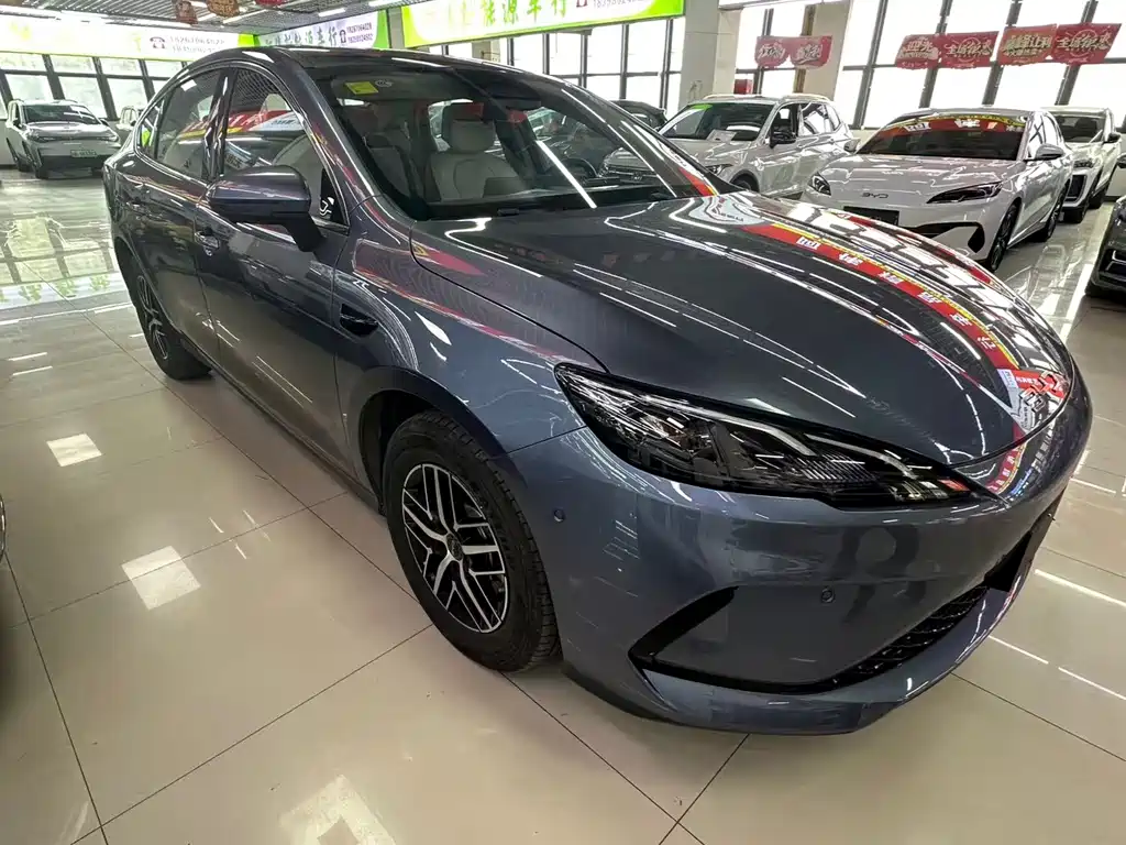 BYD Seal 05 DM-i 2025 — фото 3