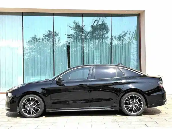 Lynk & Co 03 2019